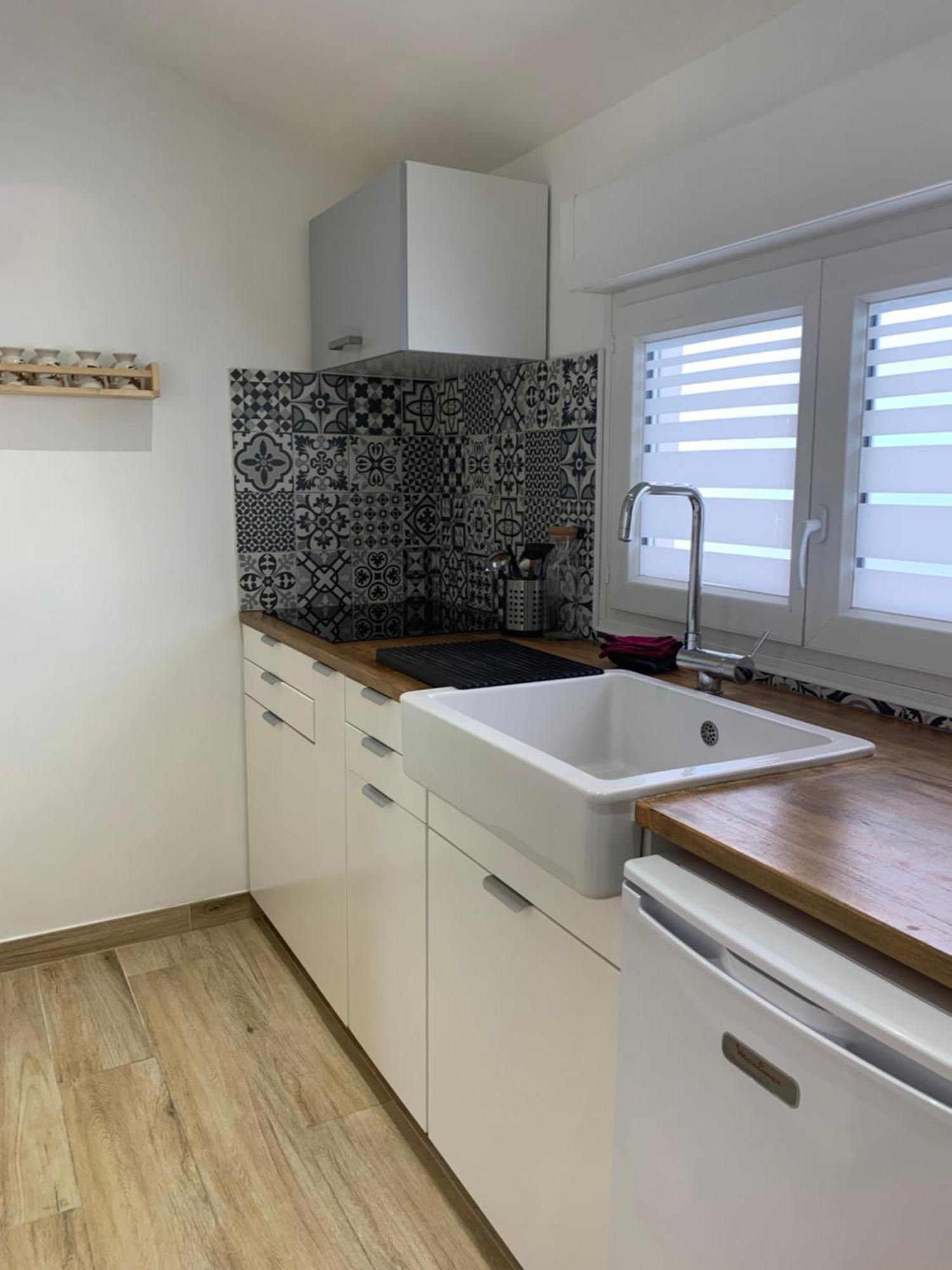 Studio Independant, Front De Mer Et Plage A 200M أنتيب المظهر الخارجي الصورة